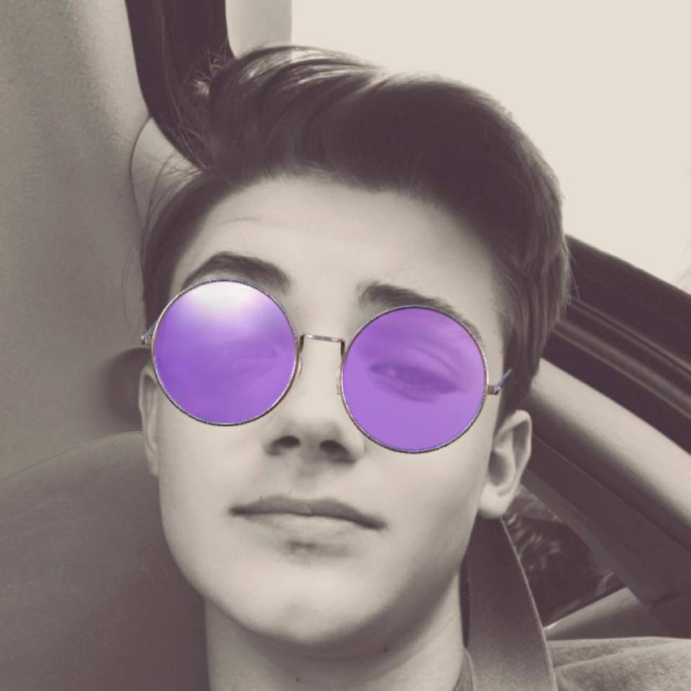 Meet your Posher, Ayden